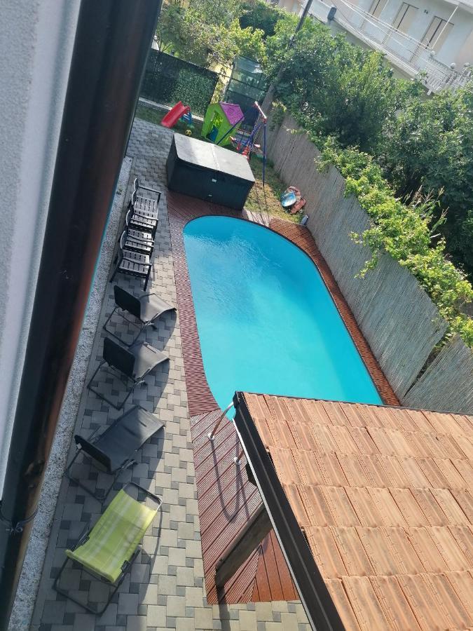 Apartmani U Kastelima Kaštela Kültér fotó