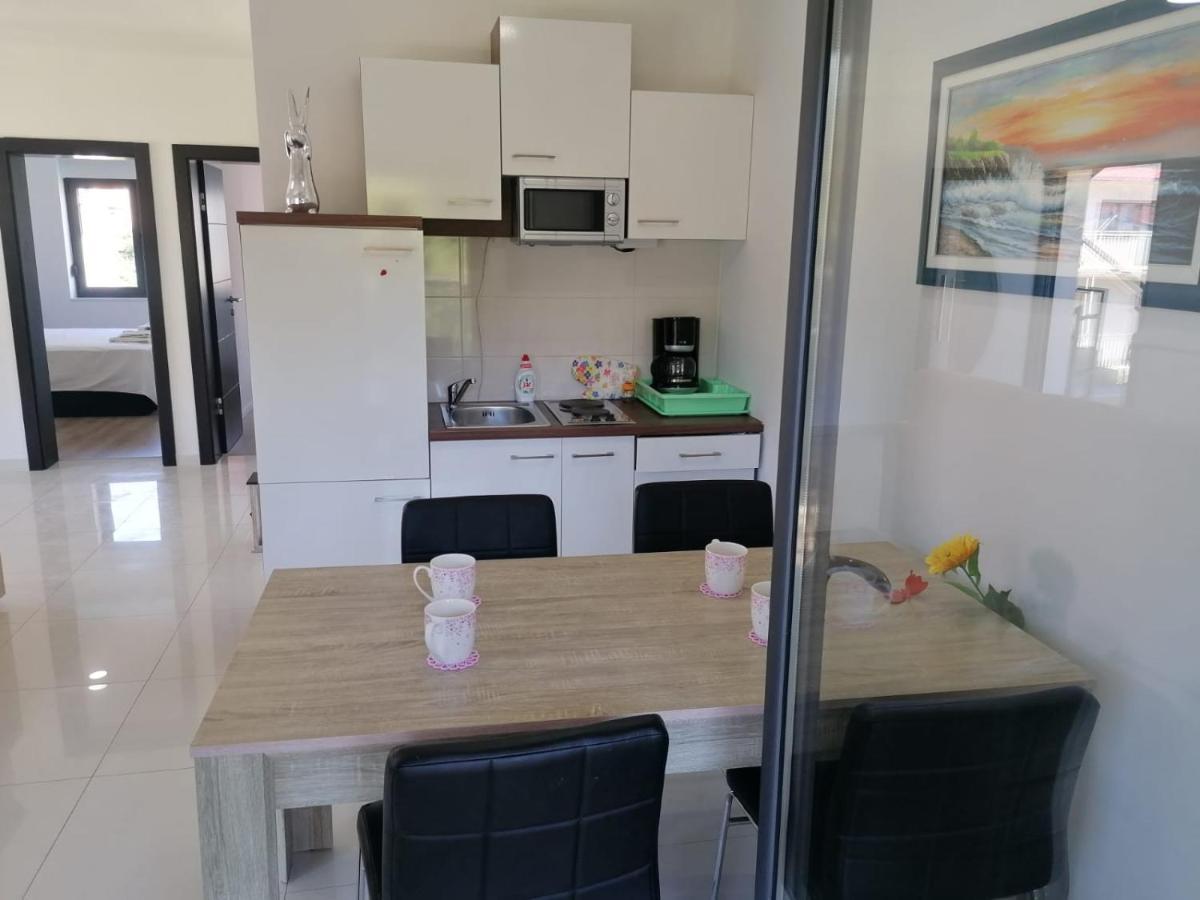 Apartmani U Kastelima Kaštela Kültér fotó