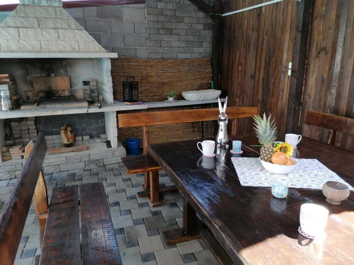 Apartmani U Kastelima Kaštela Kültér fotó