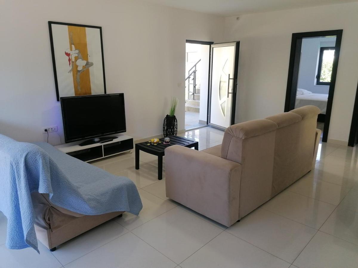 Apartmani U Kastelima Kaštela Kültér fotó
