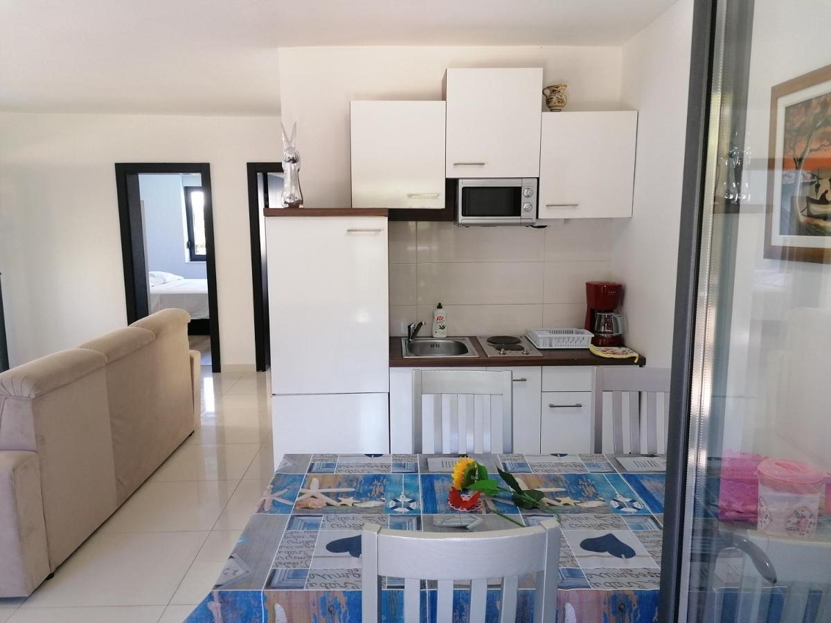 Apartmani U Kastelima Kaštela Kültér fotó
