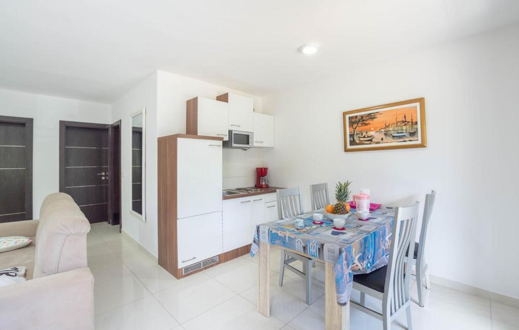Apartmani U Kastelima Kaštela Kültér fotó