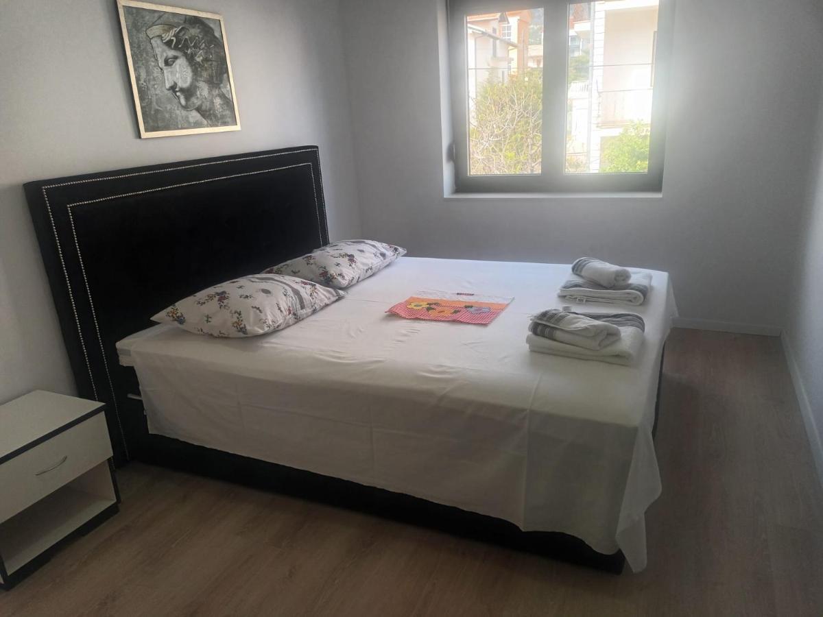 Apartmani U Kastelima Kaštela Kültér fotó