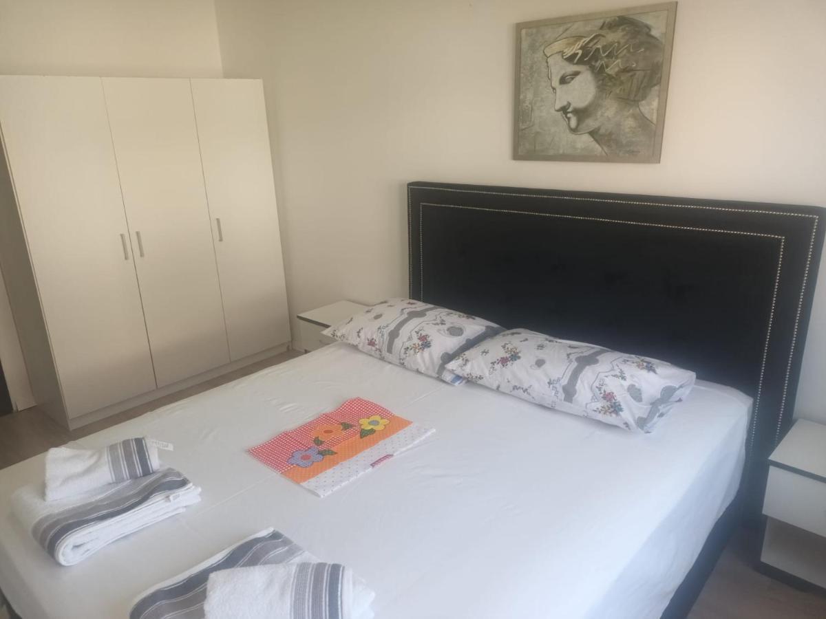 Apartmani U Kastelima Kaštela Kültér fotó